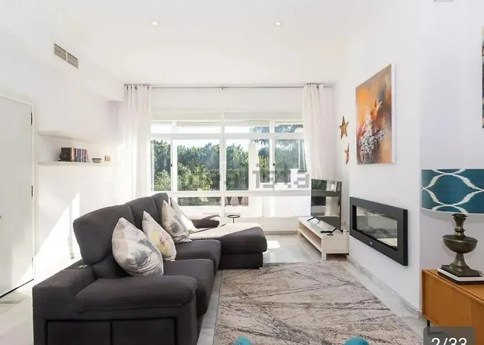 3-min Walk To , Pool , , 3br 別荘 エステポナ