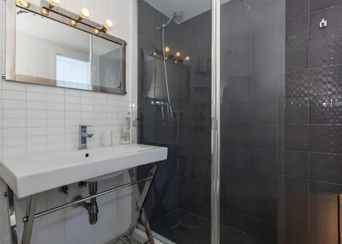 Casa vacanze 3-min Walk To , Pool , , 3br Estepona