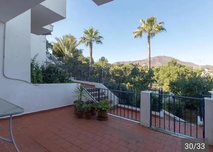 펜션 3-min Walk To , Pool , , 3br *