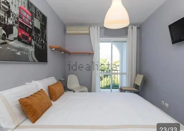 펜션 3-min Walk To , Pool , , 3br